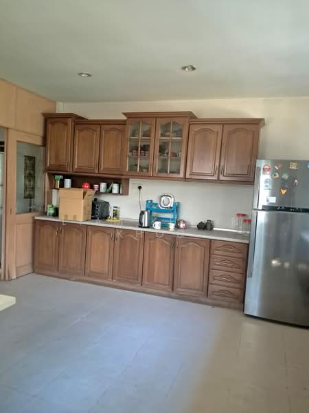 Semi-Detached House for Sale in Jelutong Timur (Jelutong) - Liam Khoon Khoo - Kitchen - PropertyGuru.com.my