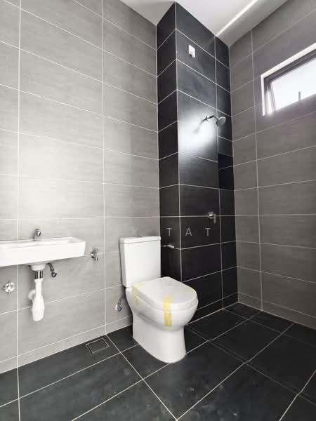 2-storey Terraced House for Sale in Bandar Dato Onn (Tebrau) - Yik Tat - PropertyGuru.com.my