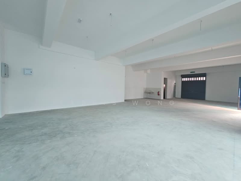 Shop / Office for Sale in Seksyen 35 (Shah Alam) - Tabris Wong - Interior - PropertyGuru.com.my