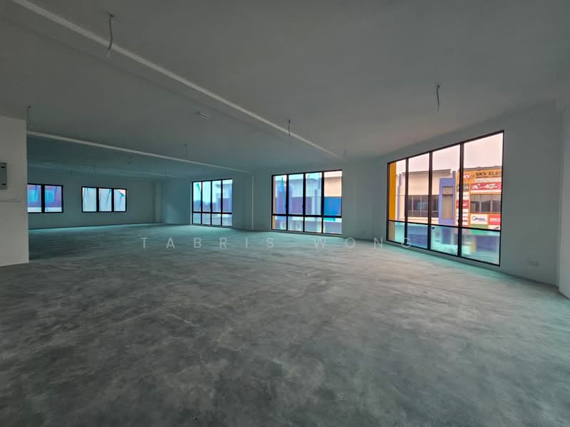 Shop / Office for Sale in Seksyen 35 (Shah Alam) - Tabris Wong - Interior - PropertyGuru.com.my