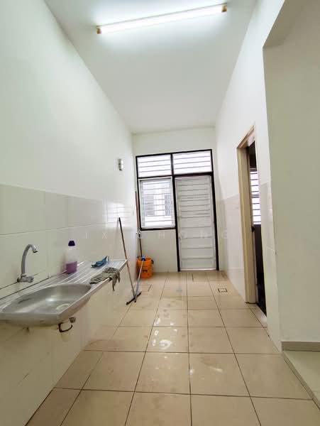 2-storey Terraced House for Rent in Setia Ecohill (Semenyih) - JX Chong - Kitchen - PropertyGuru.com.my