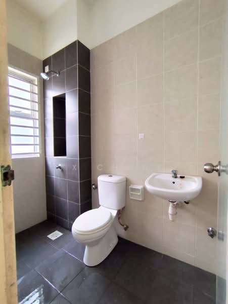 2-storey Terraced House for Rent in Setia Ecohill (Semenyih) - JX Chong - Bathroom - PropertyGuru.com.my