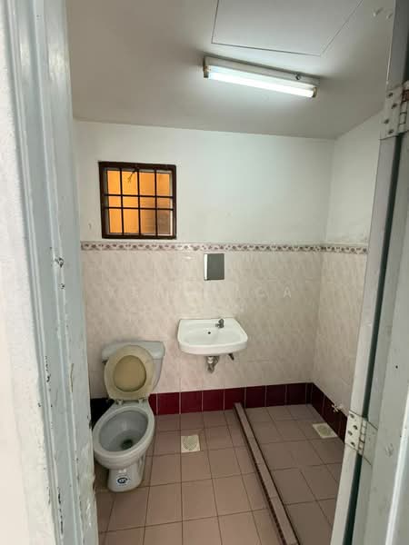 Condominium for Rent at Pelangi Damansara - Veronica Soon - Bathroom - PropertyGuru.com.my