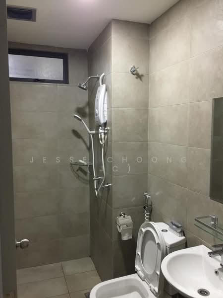 Servis Apartment untuk Dijual di KL Traders Square - Jesse Choong (JC) - Bathroom - PropertyGuru.com.my