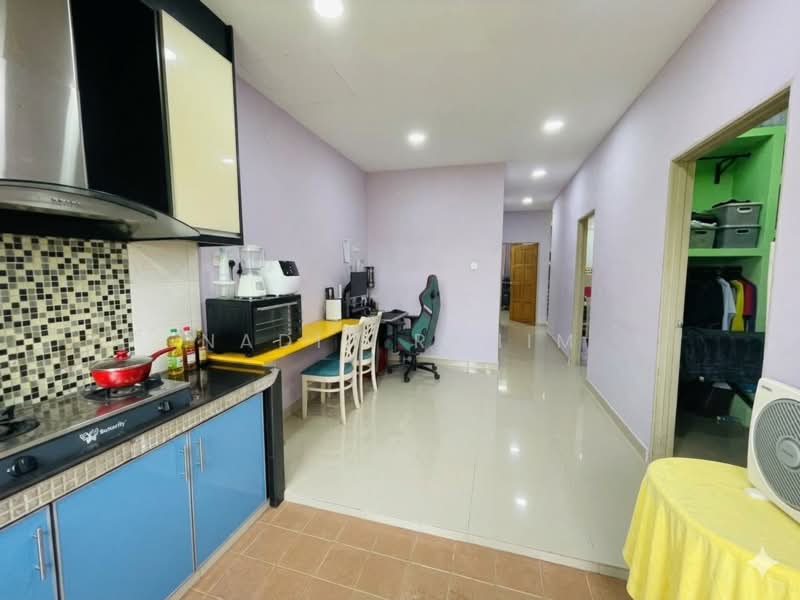1-storey Terraced House for Sale in Shah Alam (Selangor) - Nadia Rahim - Kitchen - PropertyGuru.com.my