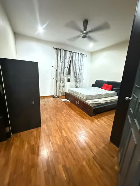 Cluster House for Sale in Austin Heights (Tebrau) - Sharon Ng - Bedroom - PropertyGuru.com.my