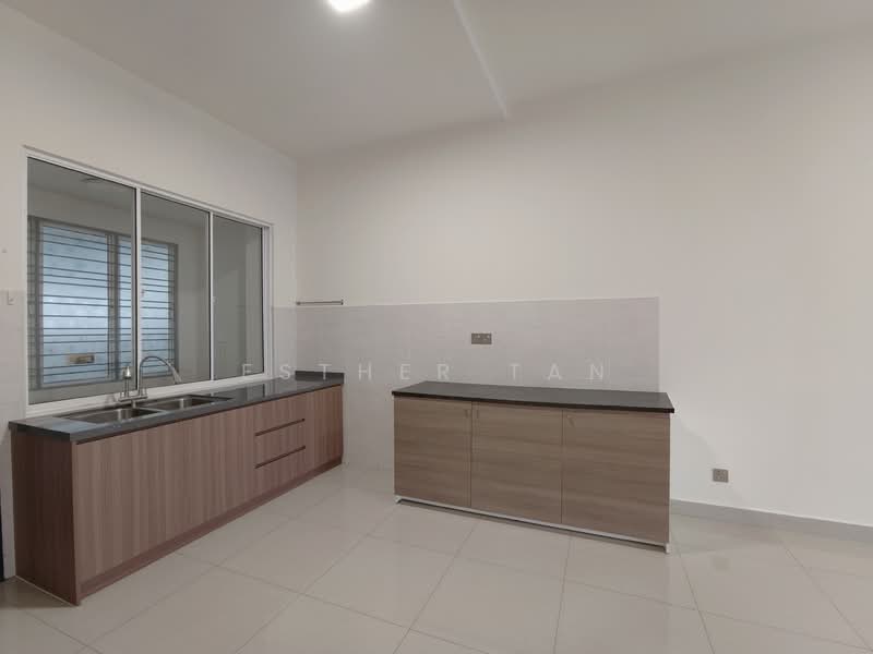Townhouse for Rent in Damansara Jaya (Petaling Jaya) - Esther Tan - Kitchen - PropertyGuru.com.my