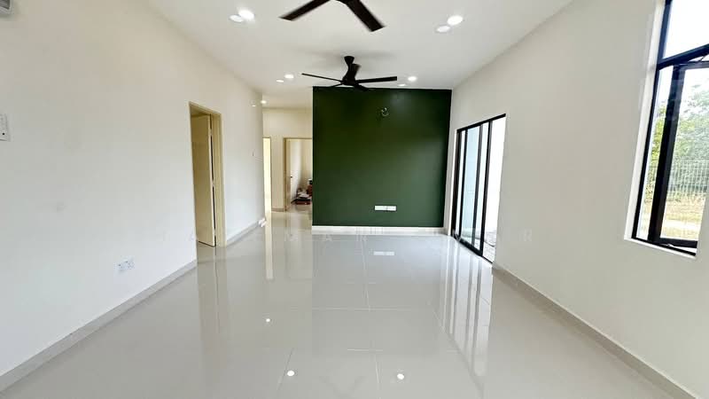Bungalow for Sale in Mahkota Hills (Lenggeng) - Hazeman Omar - Living Room - PropertyGuru.com.my