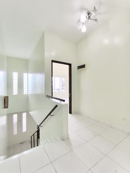 Setia Indah Setias Indahs untuk Untuk Dijual - RM 698,000, Mac 2026 - Interior - PropertyGuru.com.my