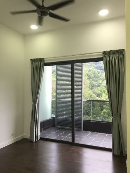 Condominium for Sale at The Veo - PeiGee . - Balcony - PropertyGuru.com.my