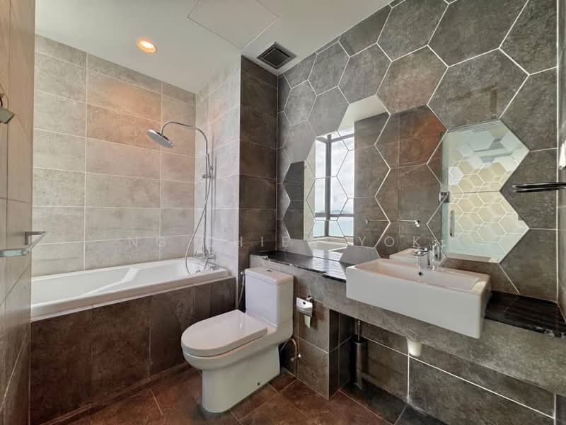 Condominium for Rent at The Peak Vista - Ng Chiew Yok - PropertyGuru.com.my