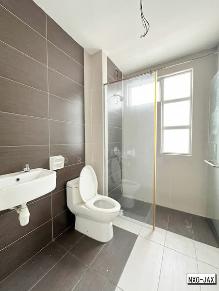 Semi-Detached House for Sale in Canary Garden (Klang) - Jordan Ng - Bathroom - PropertyGuru.com.my