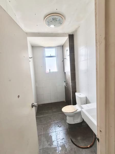 Garden Residency @ Seri Alam untuk Untuk Dijual - RM 750,000, Mac 2026 - Bathroom - PropertyGuru.com.my