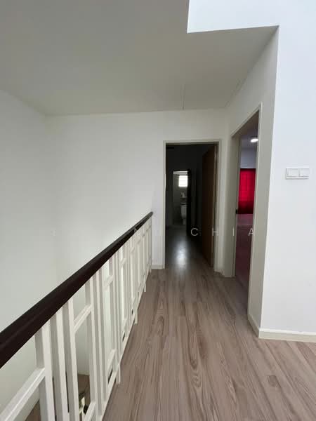 2-storey Terraced House for Rent in Semenyih (Selangor) - Edmand Chia - Corridor - PropertyGuru.com.my