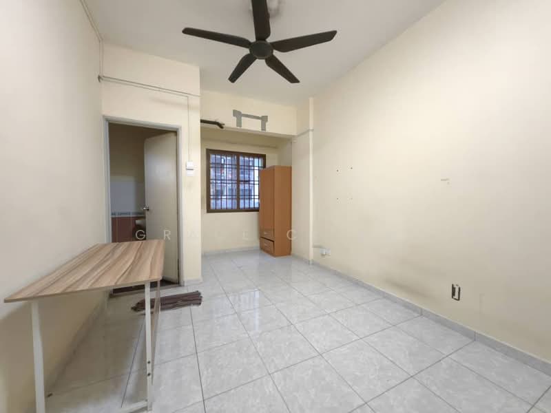 Apartment for Rent at Putri Ria Apartment - Grace Chiew - PropertyGuru.com.my