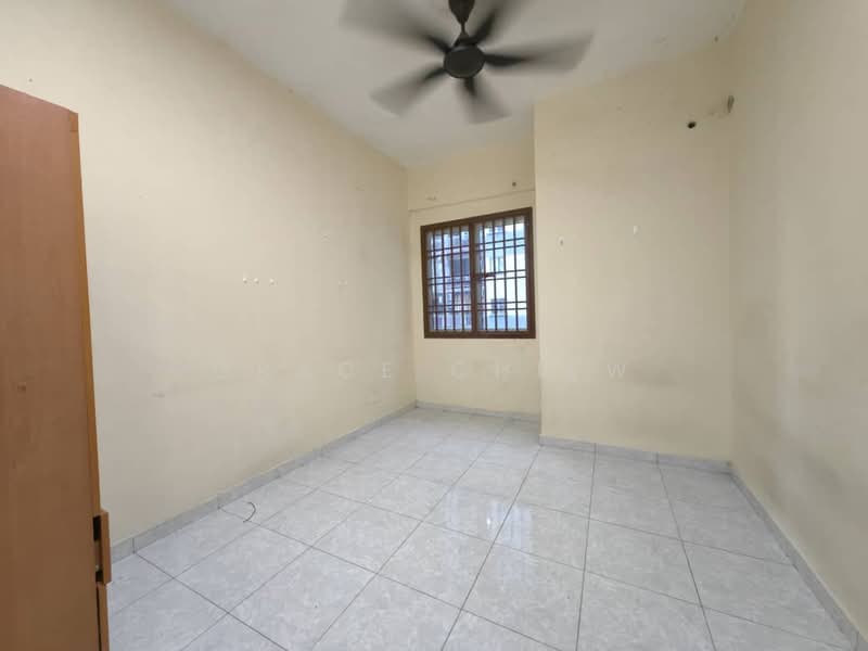 Apartment for Rent at Putri Ria Apartment - Grace Chiew - PropertyGuru.com.my