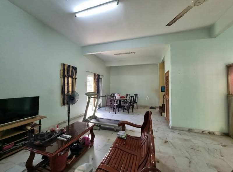 Semi-Detached House for Sale in Klang (Selangor) - Joel Sia - Living Room - PropertyGuru.com.my