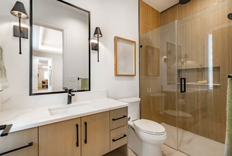 Condominium for Sale at Lakefront Residence - Andy Lau - Bathroom - PropertyGuru.com.my