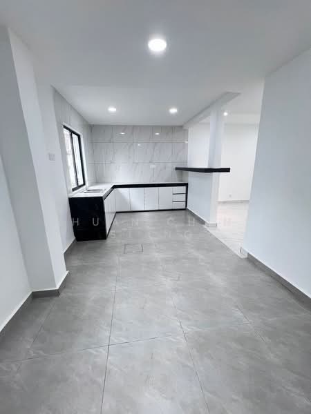 2-storey Terraced House for Sale in Bukit Indah (Iskandar Puteri (Nusajaya)) - Huan Chin Siang - Kitchen - PropertyGuru.com.my