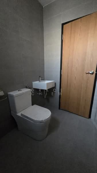3-storey Terraced House for Rent in Kulai (Johor) - Grace Chiew - Bathroom - PropertyGuru.com.my