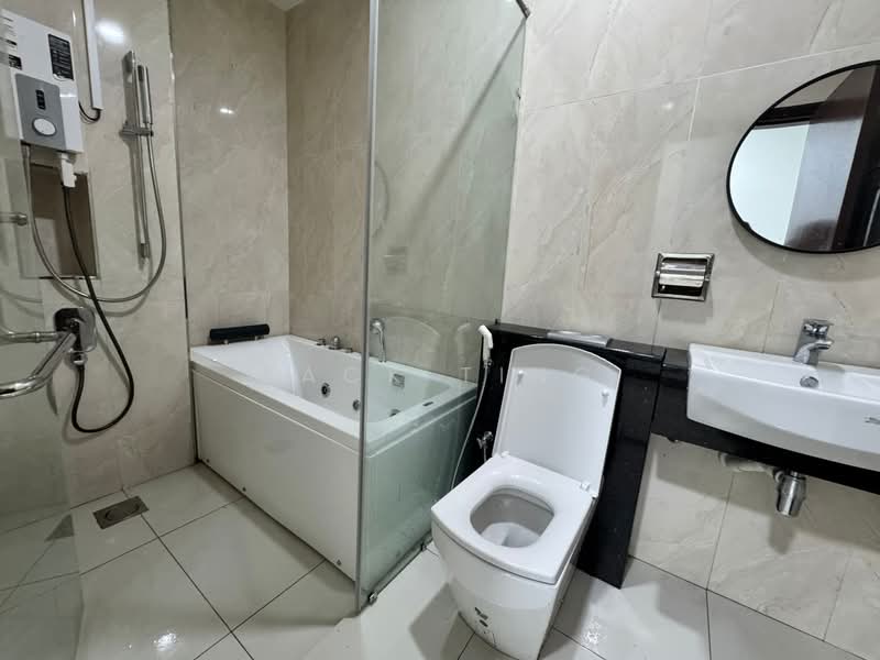 Service Residence for Rent at Paragon Suites @ CIQ - Jack Ting - Bathroom - PropertyGuru.com.my