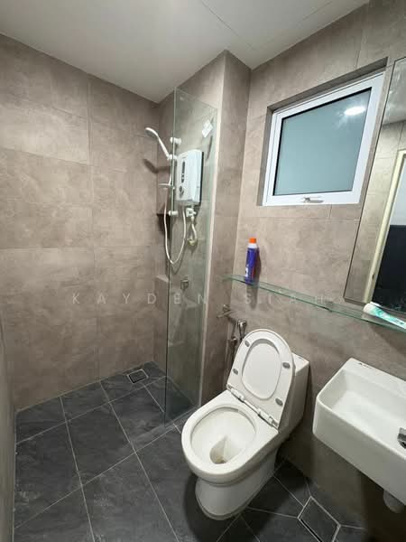 Servis Apartment untuk Disewa di Mesahill - Kayden Siah - Bathroom - PropertyGuru.com.my