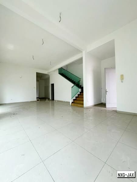 Semi-Detached House for Sale in Klang (Selangor) - Joanne Lim - Living Room - PropertyGuru.com.my