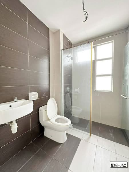 Semi-Detached House for Sale in Klang (Selangor) - Joanne Lim - Bathroom - PropertyGuru.com.my