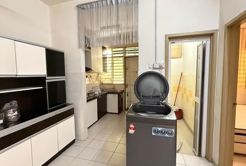 Taman Limbungan Indah untuk Untuk Dijual - RM 599,000, Mac 2026 - Kitchen - PropertyGuru.com.my