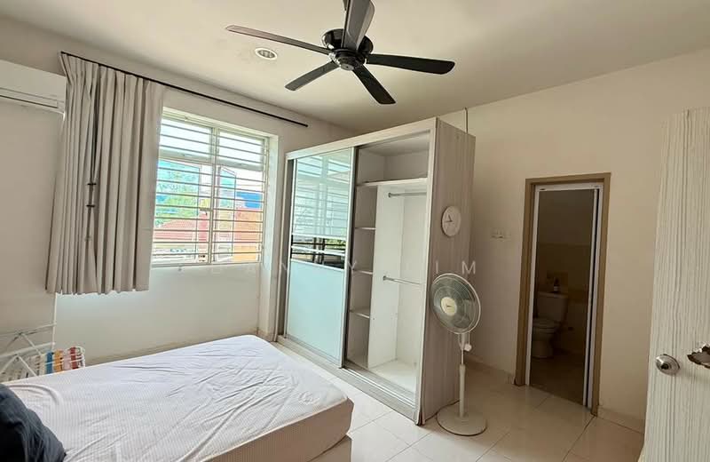 Taman Limbungan Indah untuk Untuk Dijual - RM 599,000, Mac 2026 - Bedroom - PropertyGuru.com.my