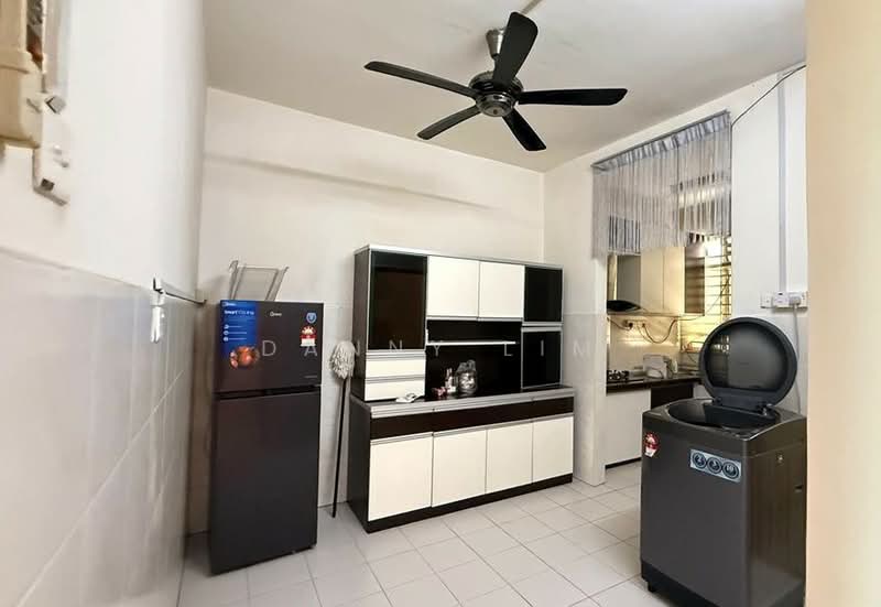 Taman Limbungan Indah untuk Untuk Dijual - RM 599,000, Mac 2026 - Kitchen - PropertyGuru.com.my