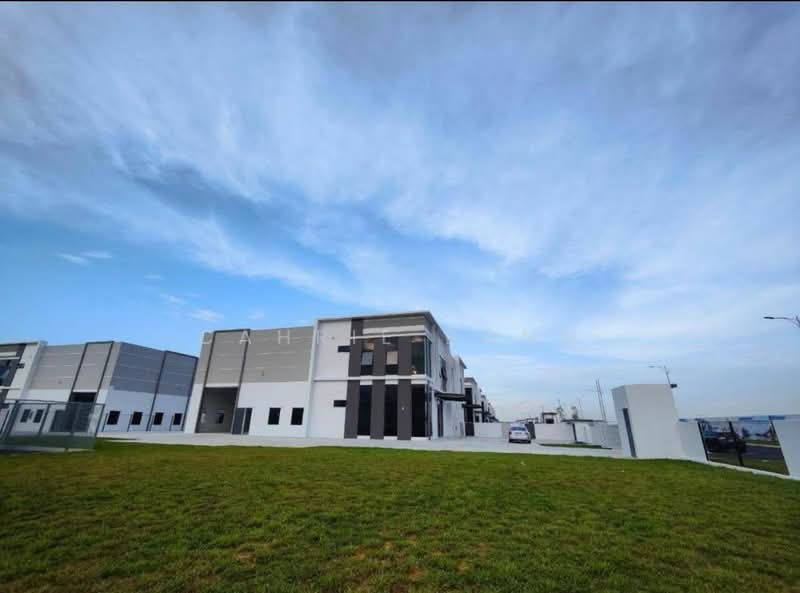 Factory for Rent in Senai (Kulai) - Cahrie Bong - Exterior - PropertyGuru.com.my