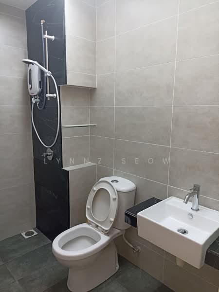 Condominium for Rent at QuayWest Residence - Lynnz Seow - Bathroom - PropertyGuru.com.my