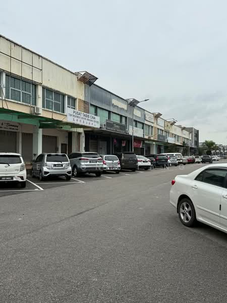 Shop for Sale in Taman Gaya (Ulu Tiram) - Edmond Tang - Exterior - PropertyGuru.com.my