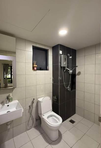 Service Residence for Rent at D'Cosmos Residences - Huan Boon Liang - Bathroom - PropertyGuru.com.my