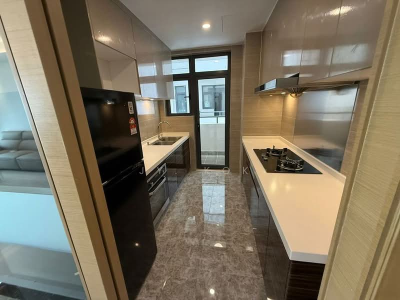 R&F Princess Cove Phase 2-Seine Region untuk Untuk Disewa - RM 2,700 /bulan, Mac 2026 - Kitchen - PropertyGuru.com.my