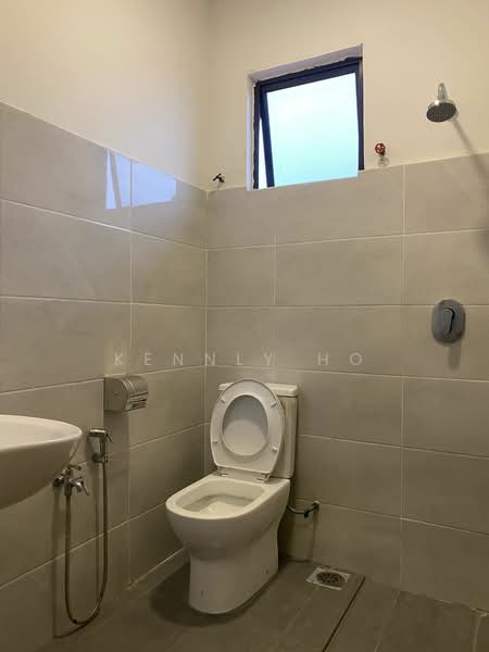 Section 14 untuk Untuk Disewa - RM 1,100 /bulan, Mac 2026 - Bathroom - PropertyGuru.com.my