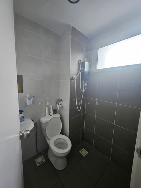 Saville D'lake untuk Untuk Disewa - RM 1,600 /bulan, Apr 2026 - Bathroom - PropertyGuru.com.my