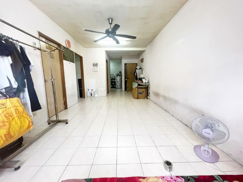 Pusat Komersial Seksyen 7 untuk Untuk Dijual - RM 280,000, Apr 2026 - Living Room - PropertyGuru.com.my