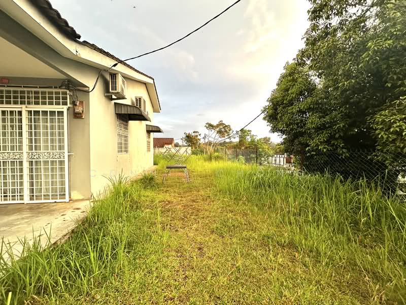 1-storey Terraced House for Sale in Seremban 2 (Negeri Sembilan) - Connie Chong - Exterior - PropertyGuru.com.my