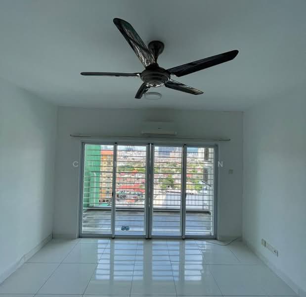 Condominium for Sale at D'Pines@Ampang - Chin Yee Xin - Living Room - PropertyGuru.com.my