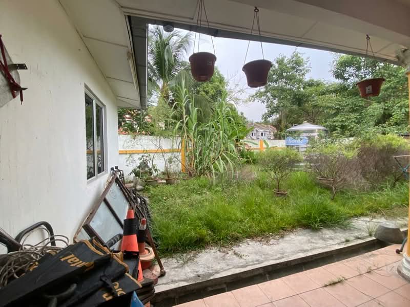 Rumah Teres 2 Tingkat untuk Dijual di Taman Lestari Putra (Seri Kembangan) - Alan Chan - Exterior - PropertyGuru.com.my