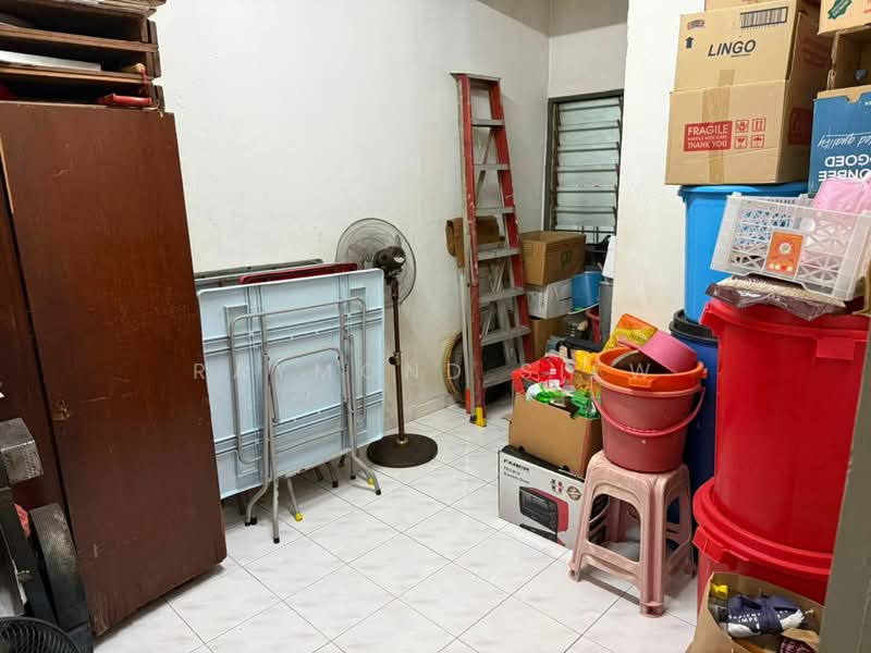 2-storey Terraced House for Sale in Taman Sungai Besi Indah (Seri Kembangan) - Raymond Siew - Interior - PropertyGuru.com.my