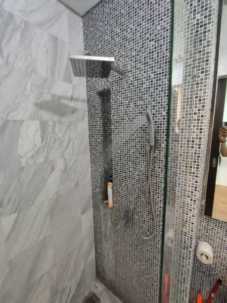 Service Residence for Sale at The Elements - Eddy Lee - Bathroom - PropertyGuru.com.my