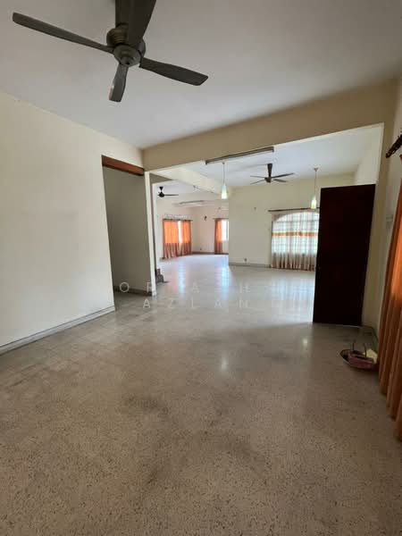 Seksyen 22, Damansara Jaya untuk Untuk Dijual - RM 1,800,000, Apr 2026 - Living Room - PropertyGuru.com.my