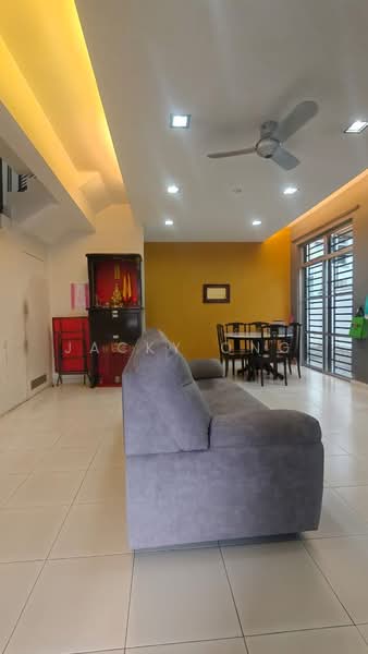 Taman Setia Indah untuk Untuk Dijual - RM 798,000, Mac 2026 - Living Room - PropertyGuru.com.my