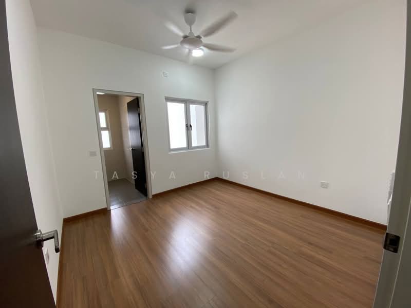 2-storey Terraced House for Sale in Bandar Serenia (Dengkil) - Tasya Ruslan - Bedroom - PropertyGuru.com.my