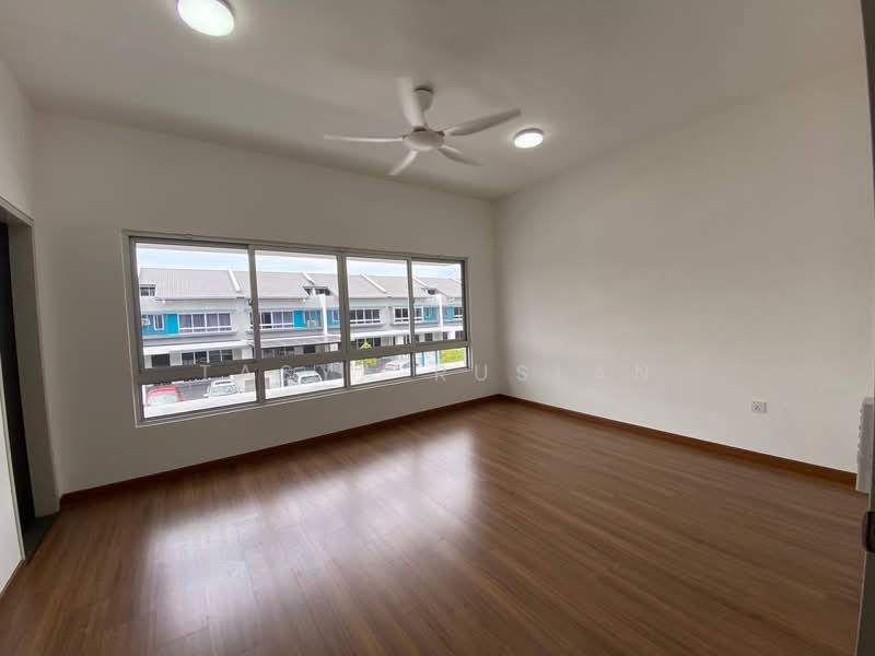2-storey Terraced House for Sale in Bandar Serenia (Dengkil) - Tasya Ruslan - Interior - PropertyGuru.com.my