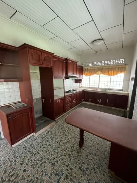 Seksyen 22, Damansara Jaya untuk Untuk Dijual - RM 1,800,000, Apr 2026 - Kitchen - PropertyGuru.com.my