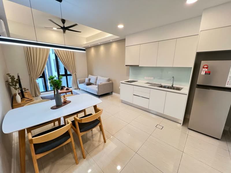 Servis Apartment untuk Disewa di The Sentral Suites - Li Ping - Living Room - PropertyGuru.com.my